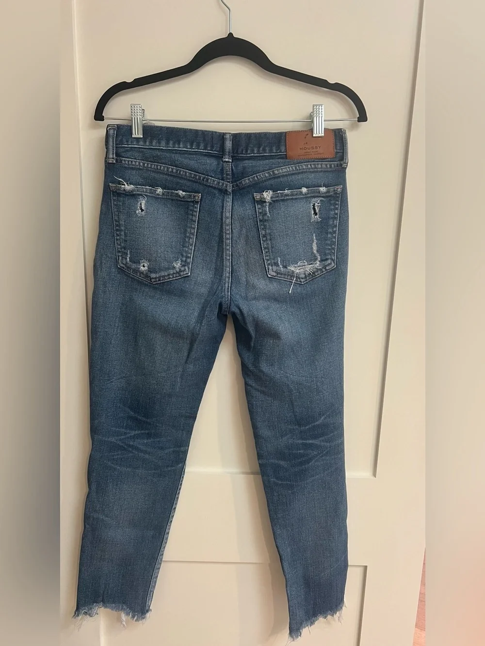 Moussy Boyfriend Distressed Medium Blue Jeans